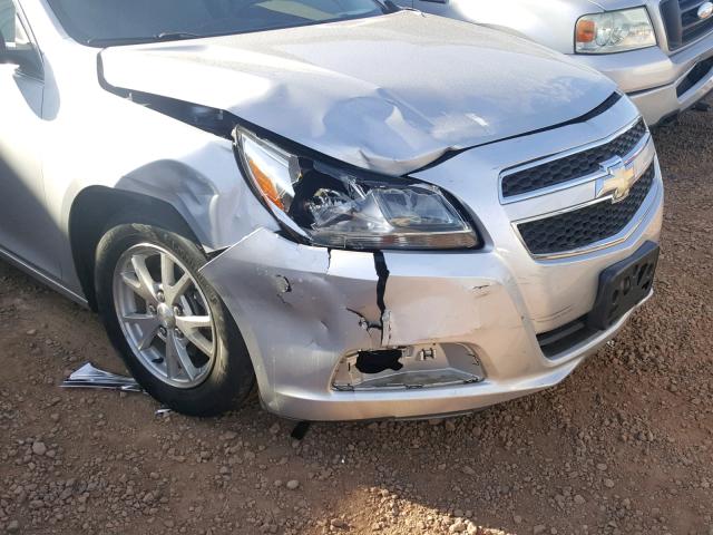 1G11A5SA8DF302622 - 2013 CHEVROLET MALIBU LS ვერცხლისფერი ფოტო 9