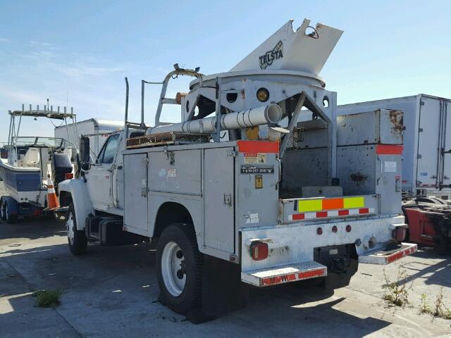 1FDMF60H2JVA26687 - 1988 FORD F600 WHITE photo 3