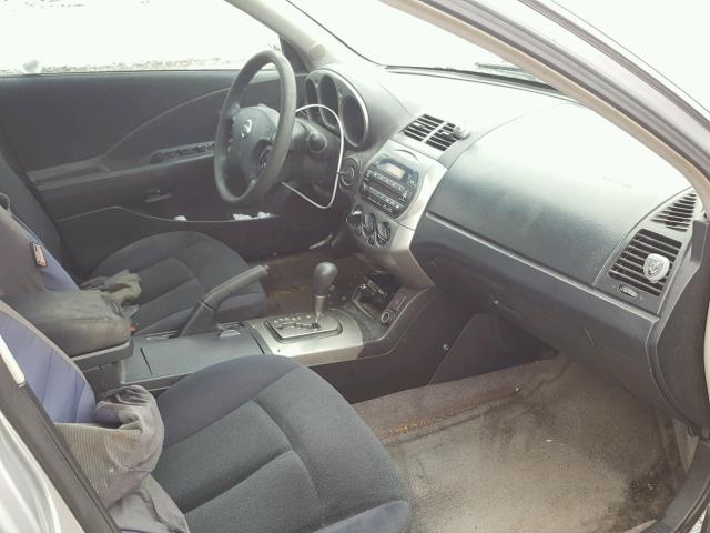 1N4AL11D33C212886 - 2003 NISSAN ALTIMA BAS SILVER photo 5