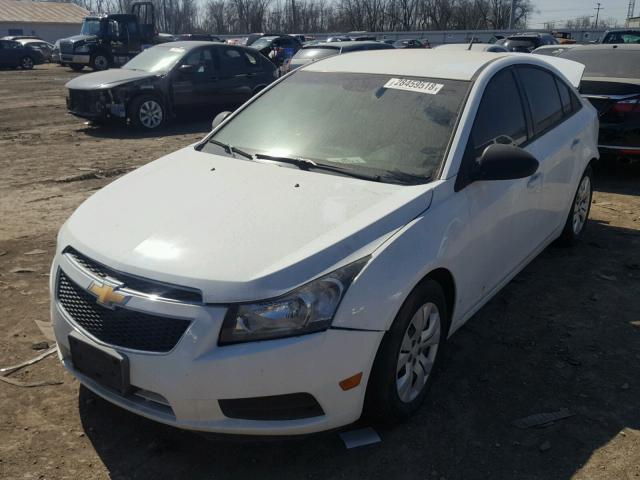 1G1PA5SH8E7243879 - 2014 CHEVROLET CRUZE LS WHITE photo 2