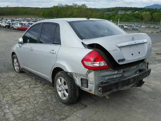 3N1BC11E29L363757 - 2009 NISSAN VERSA S SILVER photo 3