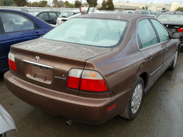 1HGCD5634VA108849 - 1997 HONDA ACCORD LX BROWN photo 4