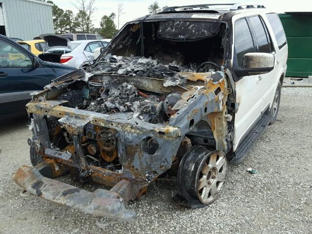 5LMFU28R63LJ22788 - 2003 LINCOLN NAVIGATOR WHITE photo 2