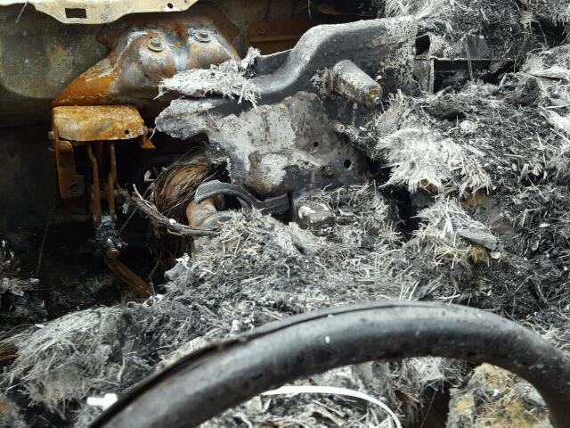 5LMFU28R63LJ22788 - 2003 LINCOLN NAVIGATOR WHITE photo 8