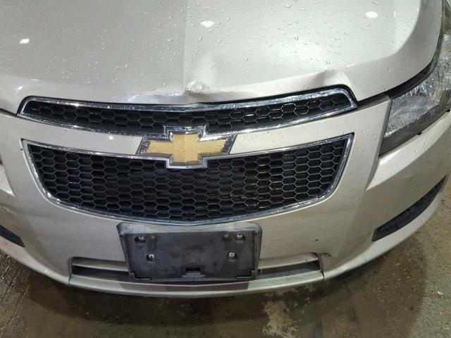 1G1PA5SH6D7193286 - 2013 CHEVROLET CRUZE LS CREAM photo 9