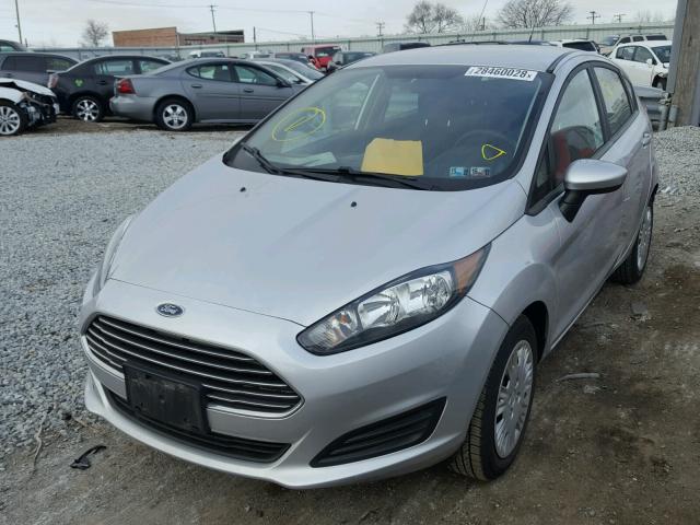 3FADP4TJ1FM146704 - 2015 FORD FIESTA S GRAY photo 2