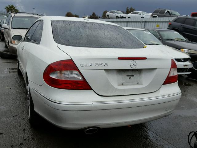 WDBTJ56H59F263095 - 2009 MERCEDES-BENZ CLK 350 WHITE photo 3