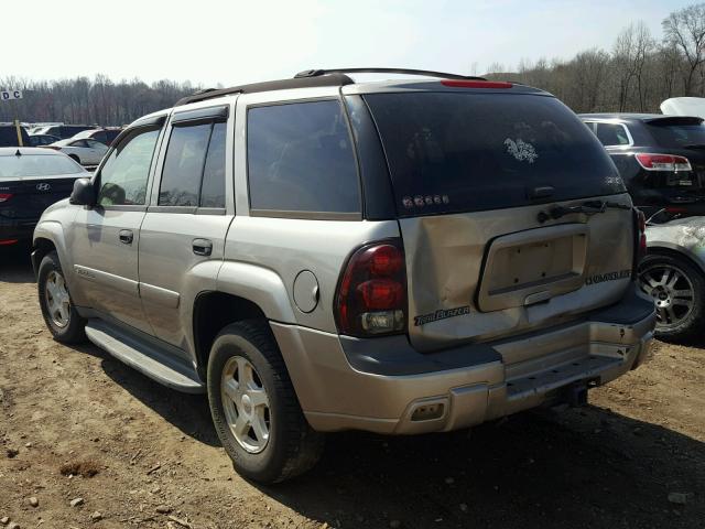 1GNDS13S922456950 - 2002 CHEVROLET TRAILBLAZE GRAY photo 3