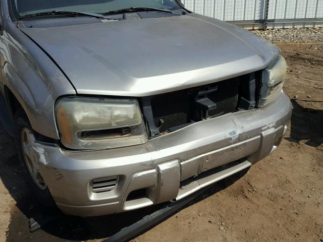 1GNDS13S922456950 - 2002 CHEVROLET TRAILBLAZE GRAY photo 9