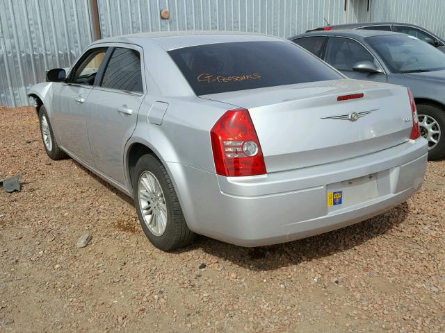 2C3KA43D89H508970 - 2009 CHRYSLER 300 LX SILVER photo 3