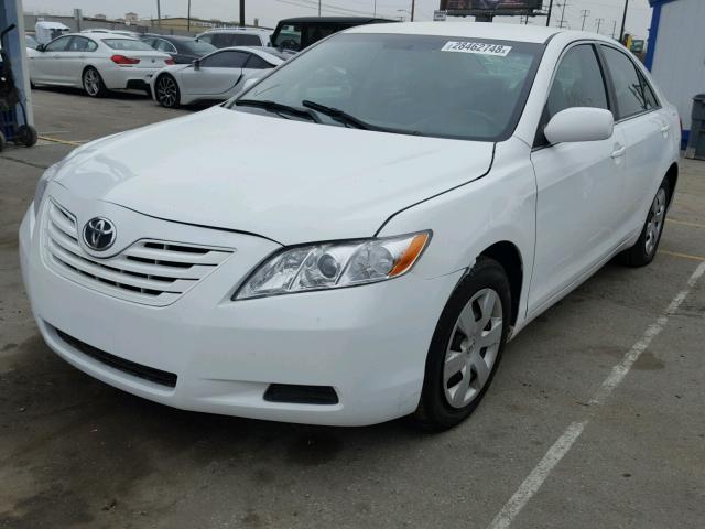 4T1BK46KX7U538738 - 2007 TOYOTA CAMRY NEW WHITE photo 2