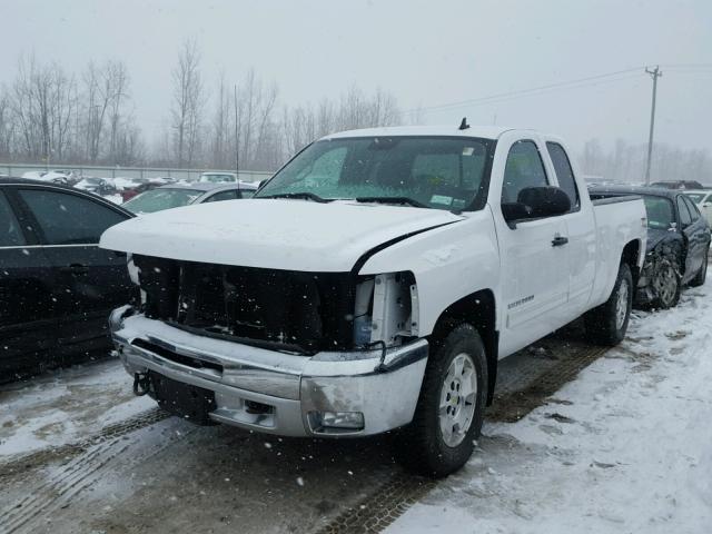 1GCRKSE79DZ395378 - 2013 CHEVROLET SILVERADO WHITE photo 2