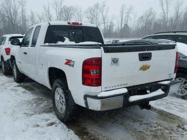 1GCRKSE79DZ395378 - 2013 CHEVROLET SILVERADO WHITE photo 3