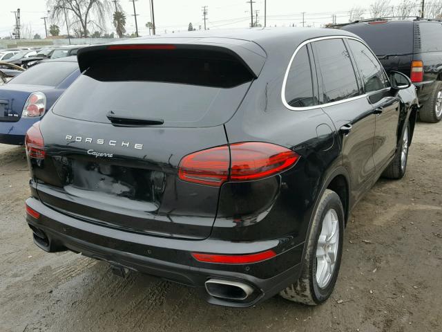 WP1AA2A2XGKA11209 - 2016 PORSCHE CAYENNE BLACK photo 4