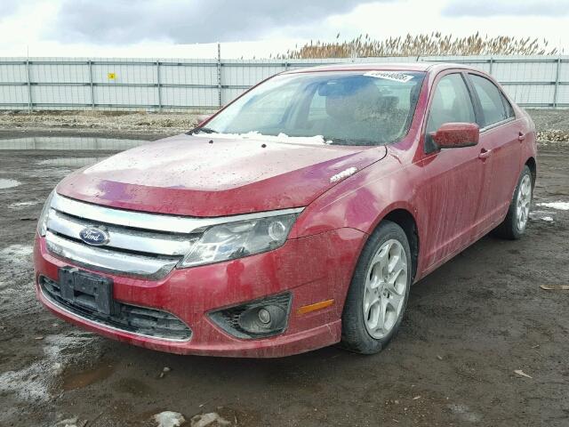 3FAHP0HA0AR350201 - 2010 FORD FUSION SE RED photo 2