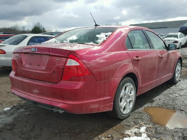 3FAHP0HA0AR350201 - 2010 FORD FUSION SE RED photo 4