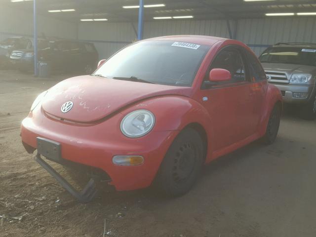 3VWCC21C0YM476070 - 2000 VOLKSWAGEN NEW BEETLE RED photo 2