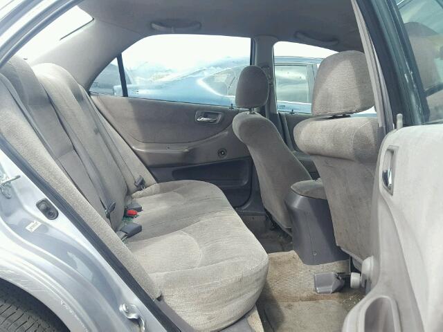 1HGCF86692A104975 - 2002 HONDA ACCORD VAL SILVER photo 6