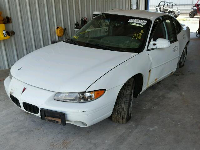 1G2WJ52J4YF200547 - 2000 PONTIAC GRAND PRIX WHITE photo 2