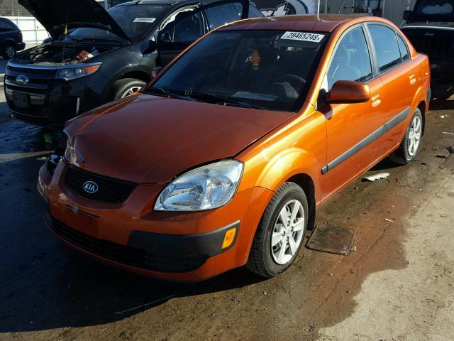 KNADE223596564367 - 2009 KIA RIO BASE ORANGE photo 2