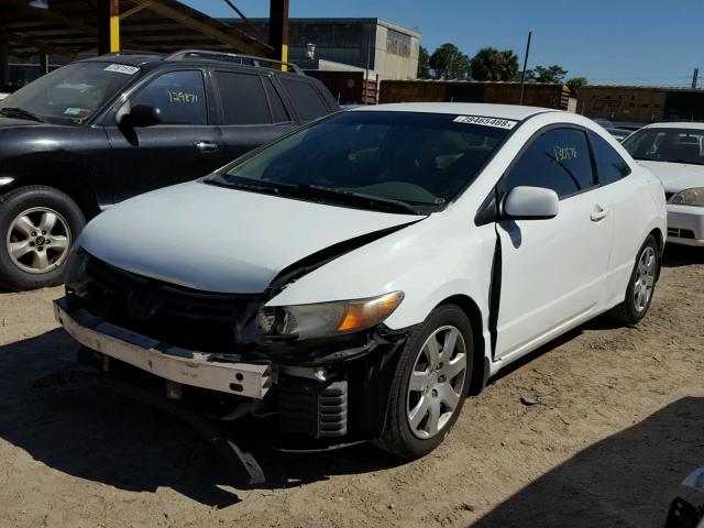 2HGFG126X7H576943 - 2007 HONDA CIVIC LX WHITE photo 2