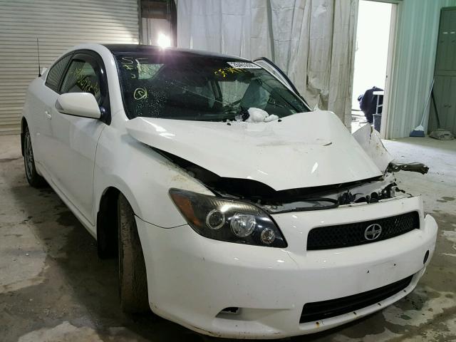 JTKDE3B73A0305016 - 2010 TOYOTA SCION TC WHITE photo 1