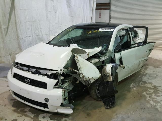 JTKDE3B73A0305016 - 2010 TOYOTA SCION TC WHITE photo 2