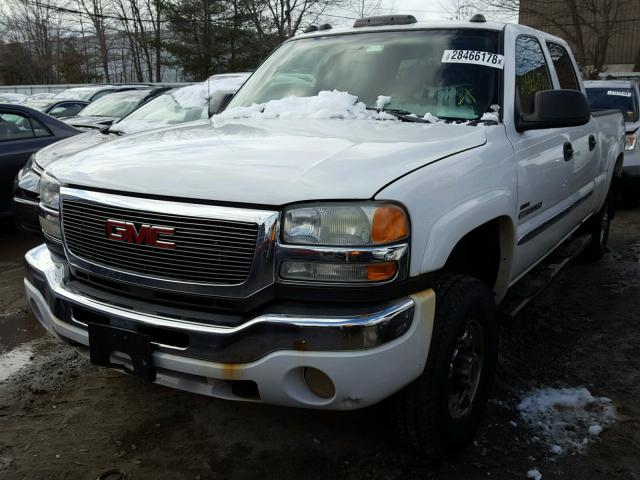 1GTHK23284F207597 - 2004 GMC SIERRA K25 WHITE photo 2