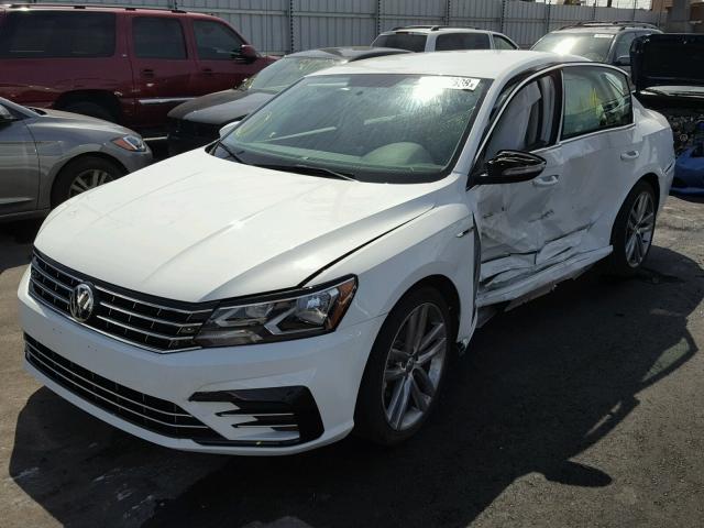 1VWDT7A32HC080726 - 2017 VOLKSWAGEN PASSAT R-L WHITE photo 2