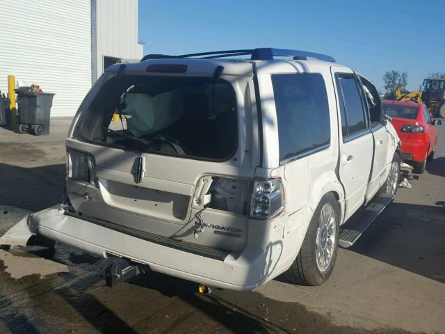 5LMJJ2H54BEJ08763 - 2011 LINCOLN NAVIGATOR WHITE photo 4