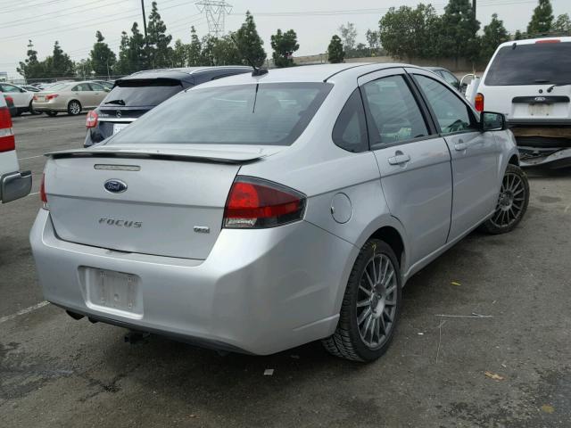 1FAHP3GN2AW235554 - 2010 FORD FOCUS SES SILVER photo 4