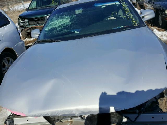 1G2WP52K4YF322977 - 2000 PONTIAC GRAND PRIX GRAY photo 7