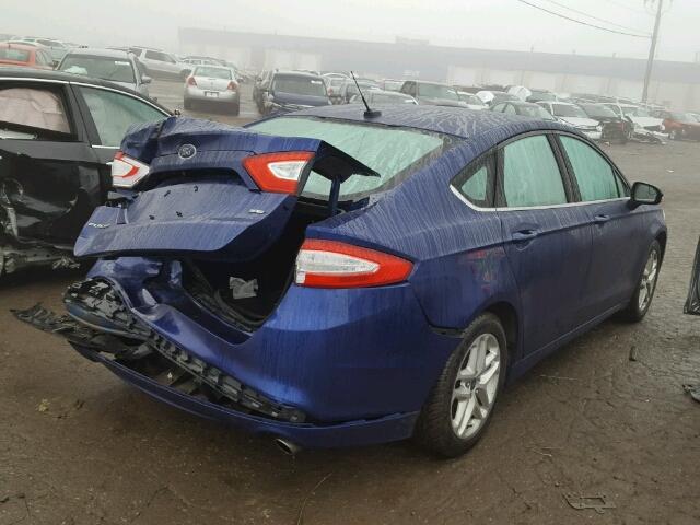 1FA6P0H76E5358758 - 2014 FORD FUSION SE BLUE photo 4