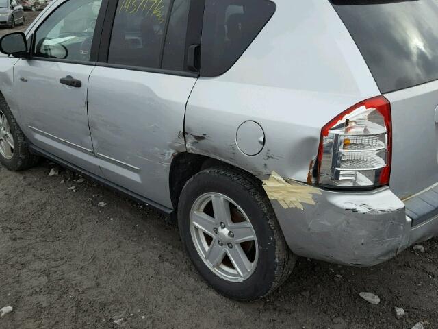 1J8FT47038D734837 - 2008 JEEP COMPASS SP SILVER photo 9