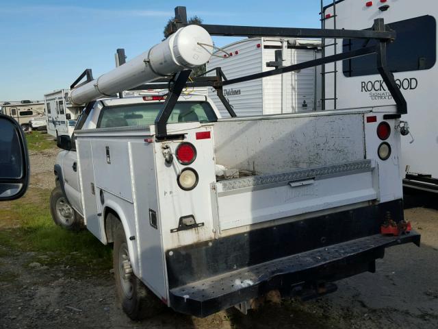 1GBHC24U86E229321 - 2006 CHEVROLET SILVERADO WHITE photo 3