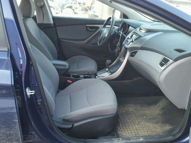 5NPDH4AE1DH435081 - 2013 HYUNDAI ELANTRA GL BLUE photo 5