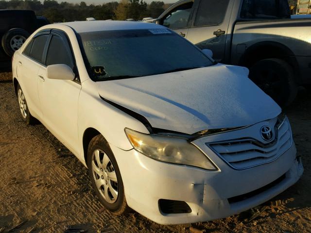 4T1BF3EK5BU586589 - 2011 TOYOTA CAMRY WHITE photo 1