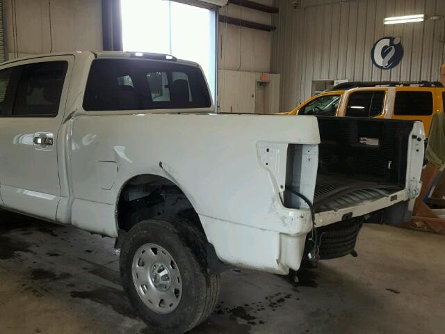 1N6BA1F3XHN546040 - 2017 NISSAN TITAN XD S WHITE photo 9