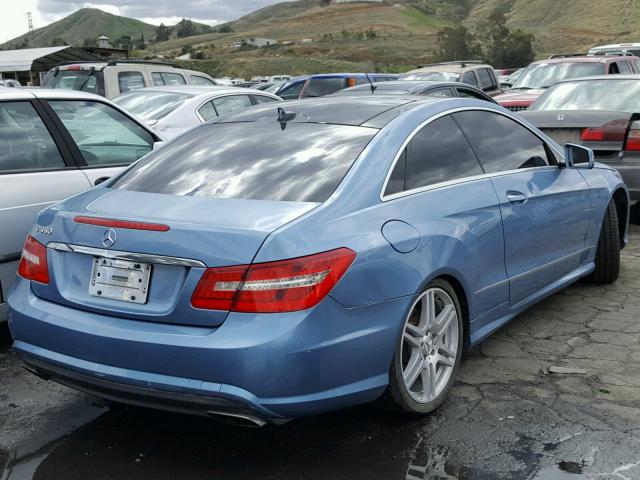 WDDKJ7CBXAF049819 - 2010 MERCEDES-BENZ E 550 BLUE photo 4