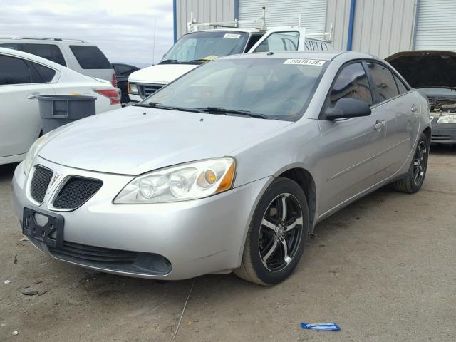 1G2ZG58B474252475 - 2007 PONTIAC G6 BASE SILVER photo 2