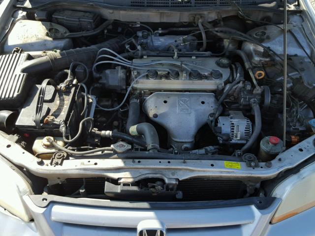 JHMCG56621C000355 - 2001 HONDA ACCORD EX SILVER photo 7