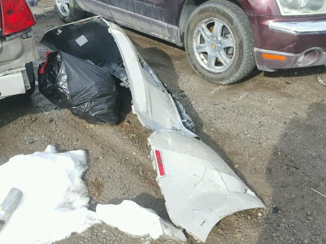 1G1ZC5EB1AF211866 - 2010 CHEVROLET MALIBU 1LT 金色 照片 9