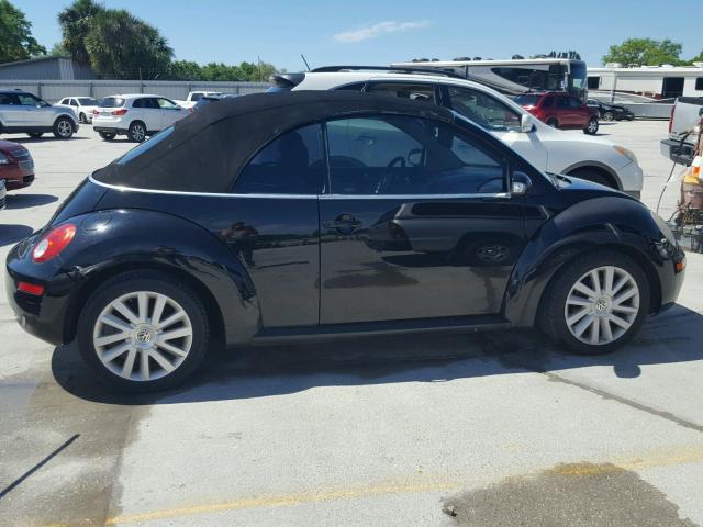 3VWRF31Y88M403158 - 2008 VOLKSWAGEN NEW BEETLE 黑色 照片 9
