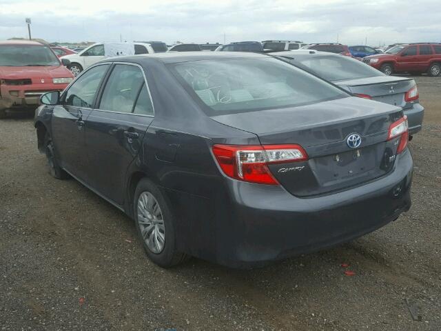 4T1BD1FK1CU015904 - 2012 TOYOTA CAMRY HYBR GRAY photo 3