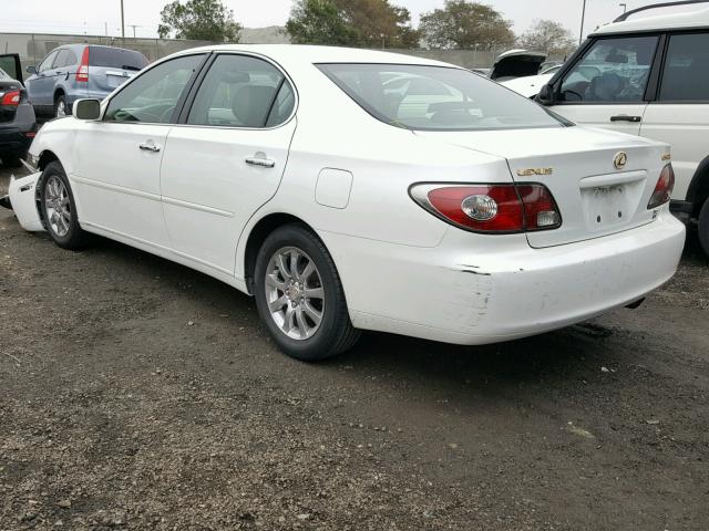 JTHBF30G820056923 - 2002 LEXUS ES 300 WHITE photo 3