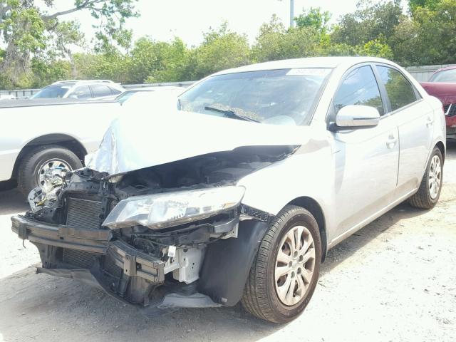 KNAFU4A20C5543231 - 2012 KIA FORTE EX SILVER photo 2