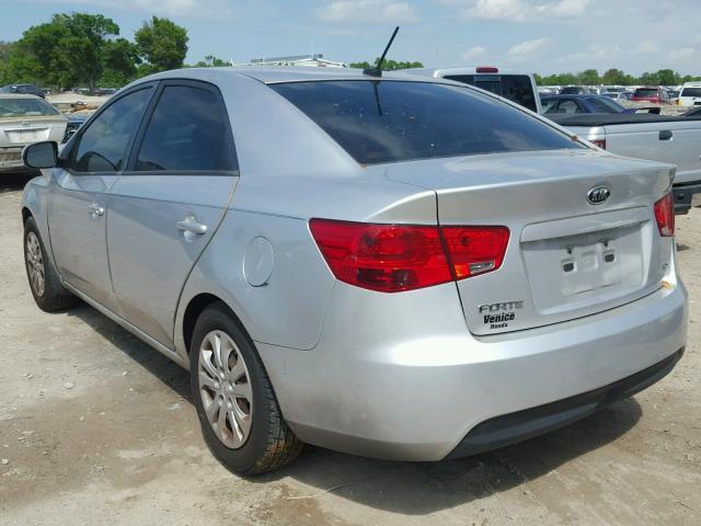 KNAFU4A20C5543231 - 2012 KIA FORTE EX SILVER photo 3