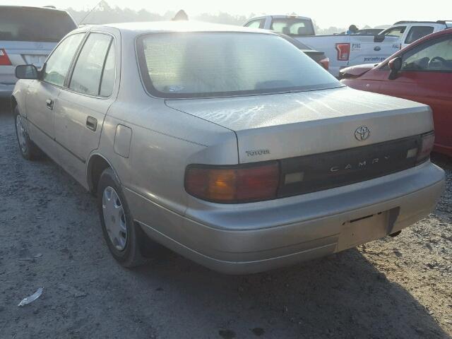 4T1SK11E7NU147933 - 1992 TOYOTA CAMRY DLX 金色 照片 3