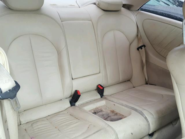 WDBTJ56H38F238940 - 2008 MERCEDES-BENZ CLK 350 WHITE photo 6