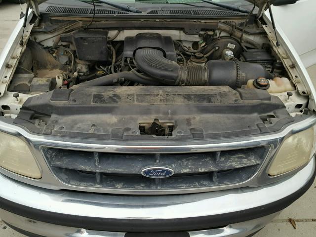 1FTRF1769WNA82876 - 1998 FORD F150 WHITE photo 7